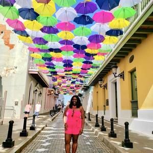 Meet your Posher, Maxine